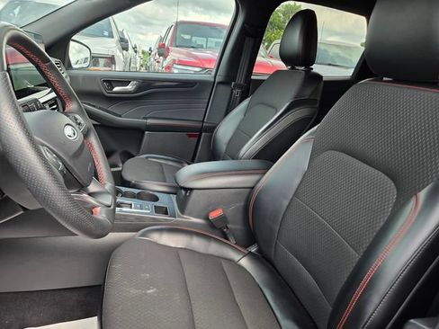 Used 2024 Ford Escape ST-Line w/ Tech Pack #1 AWD/4WD image 27