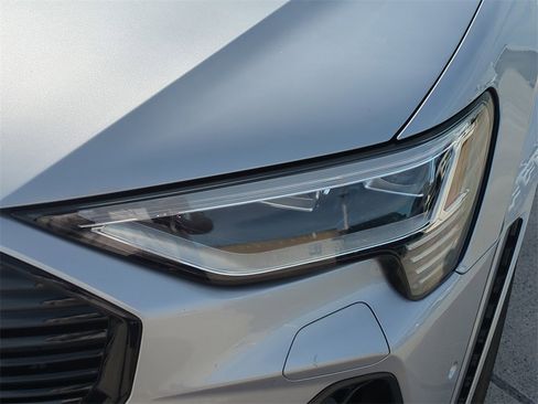 Used 2023 Audi e-tron S Premium Plus w/ Black Optic Package image 10