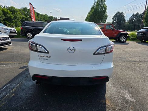 Used 2010 MAZDA MAZDA3 i Touring image 4