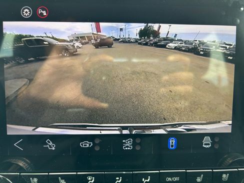 New 2026 GMC Canyon Denali AWD/4WD image 15