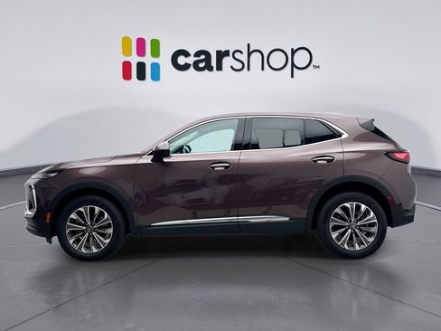 Used 2025 Buick Envision Preferred AWD/4WD image 2