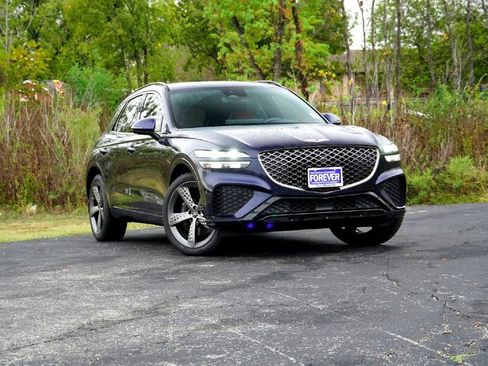 Used 2023 Genesis GV70 2.5T Sport Prestige w/ Sport Prestige Package image 2