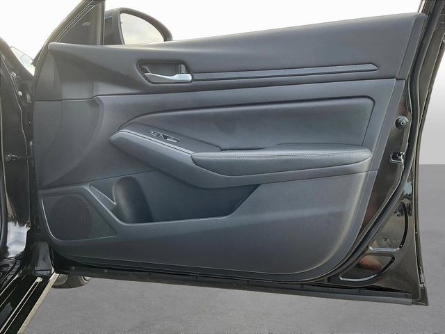 Certified 2025 Nissan Altima 2.5 SV w/ SV Special Edition Package FWD image 28