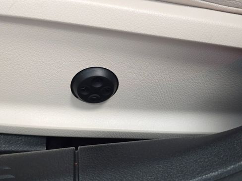 Used 2025 Mercedes-Benz CLA 250 4MATIC image 33