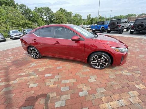 Used 2024 Nissan Sentra SV FWD image 37
