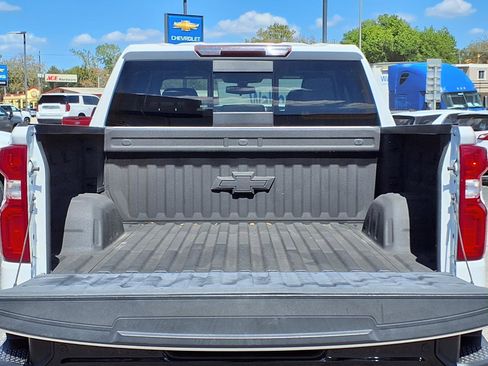 Used 2021 Chevrolet Silverado 1500 LT Trail Boss w/ Convenience Package II AWD/4WD image 7