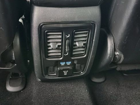 Used 2020 Jeep Grand Cherokee Limited w/ Trailer Tow Group IV AWD/4WD image 26