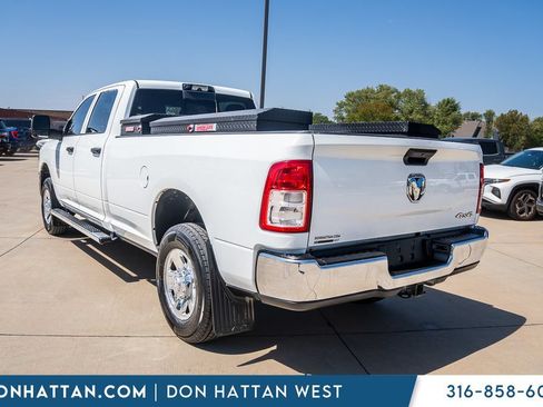 Used 2024 RAM 3500 Tradesman w/ Chrome Appearance Group AWD/4WD image 27