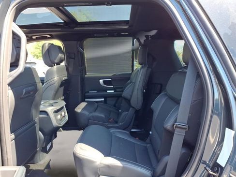 New 2026 Ford Expedition Platinum AWD/4WD image 5