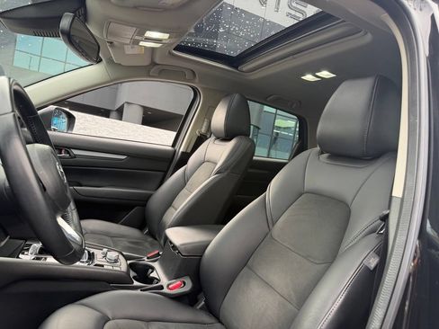 Used 2020 MAZDA CX-5 Touring FWD image 12