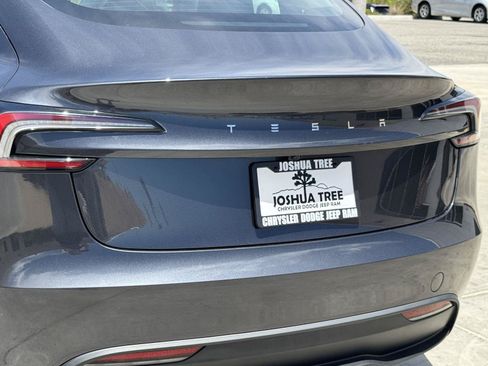 Used 2025 Tesla Model 3 Long Range RWD image 11