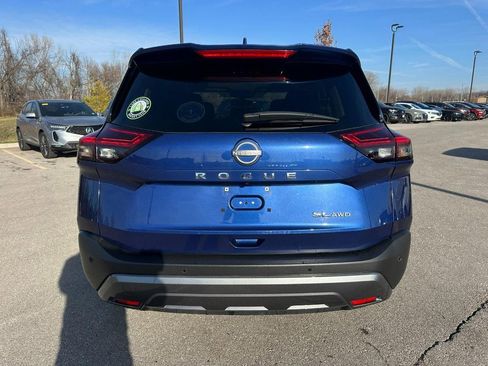 Used 2023 Nissan Rogue SL w/ SL Premium Package image 4
