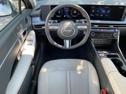 Used 2025 Hyundai Sonata SEL FWD image 26