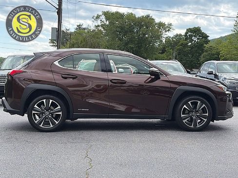 Used 2020 Lexus UX 250h w/ Premium Package AWD/4WD image 7