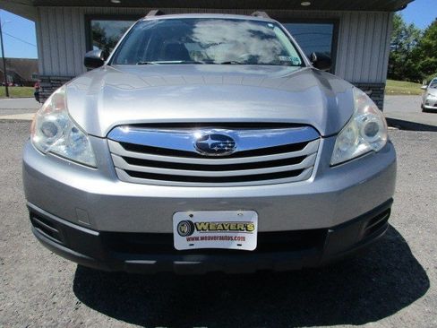Used 2011 Subaru Outback 2.5i AWD/4WD image 3