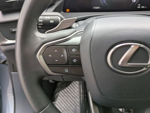 Used 2023 Lexus RZ 450e Premium image 18