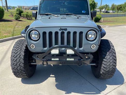 Used 2014 Jeep Wrangler Sahara w/ Dual Top Group AWD/4WD image 13