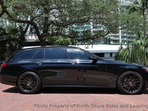 Used 2018 Mercedes-Benz E 400 4MATIC Wagon w/ Premium 2 Package (Q02) image 58