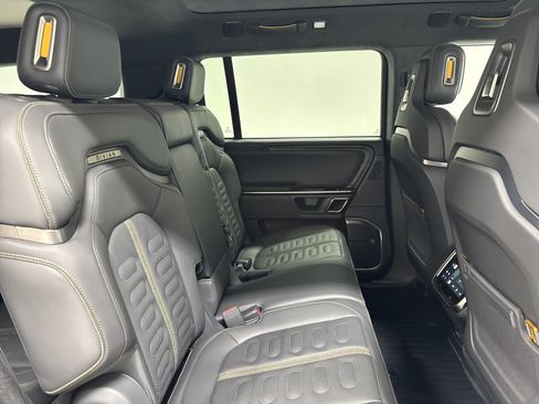 Used 2023 Rivian R1S Launch Edition AWD/4WD image 23