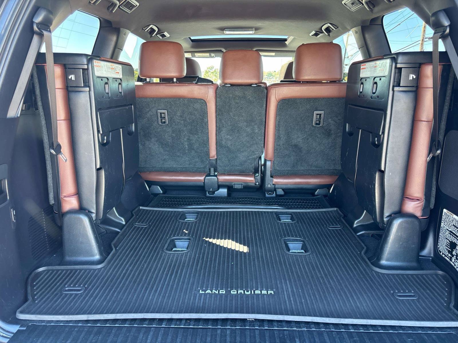 Used 2017 Toyota Land Cruiser AWD/4WD image 14