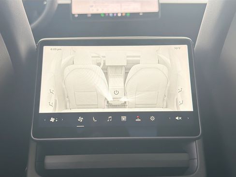 Used 2025 Tesla Model 3 Long Range AWD/4WD image 27