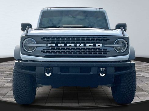 Used 2021 Ford Bronco Badlands image 2