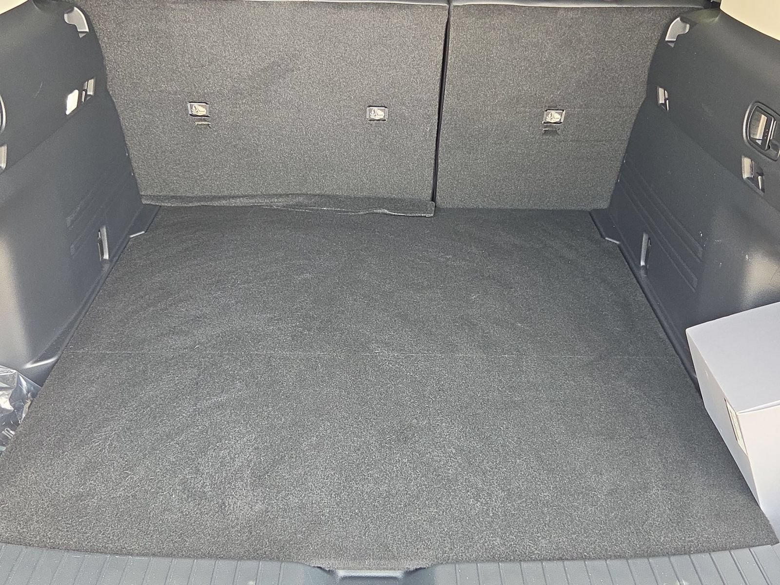 Certified 2026 MAZDA CX-50 AWD 2.5 S w/ Cargo Package image 27