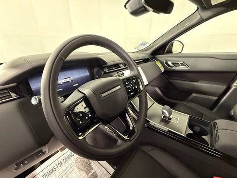 New 2026 Land Rover Range Rover Velar Dynamic SE image 13
