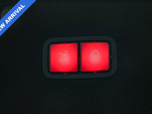 Used 2017 Mercedes-Benz Maybach S 550 4MATIC image 8