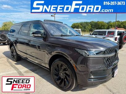 Used 2025 Lincoln Navigator L Reserve w/ Jet Appearance Package