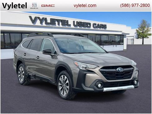 Used 2024 Subaru Outback Limited XT image 1