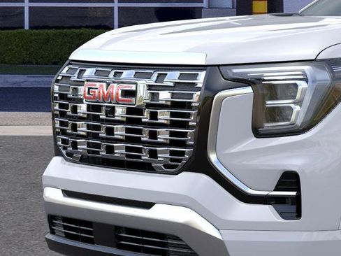 New 2026 GMC Terrain Denali AWD/4WD image 13