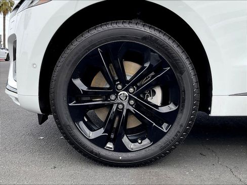 New 2026 Jaguar F-PACE R-Dynamic S image 14