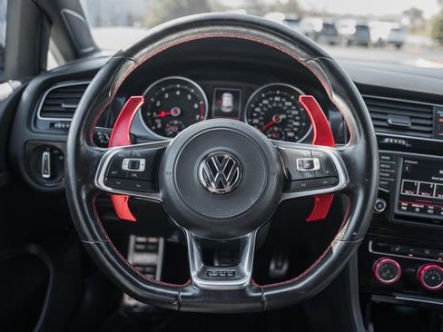 Used 2017 Volkswagen GTI Sport image 28