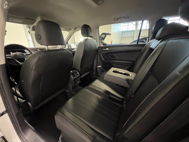 Used 2024 Volkswagen Tiguan Wolfsburg Edition AWD/4WD image 15