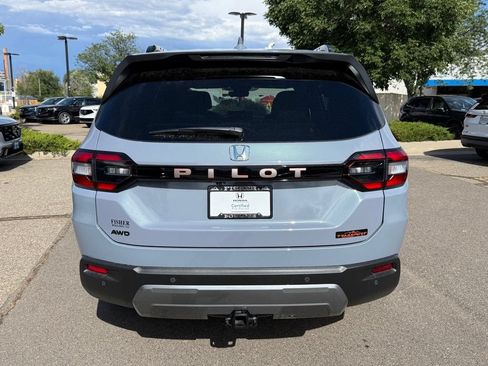 Certified 2026 Honda Pilot TrailSport image 7
