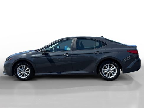 Used 2025 Toyota Camry LE FWD image 2