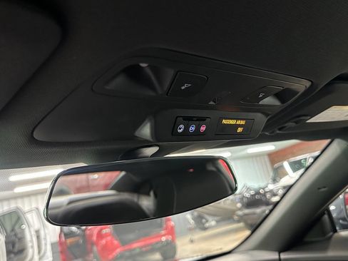 Used 2022 Chevrolet Camaro SS RWD image 30