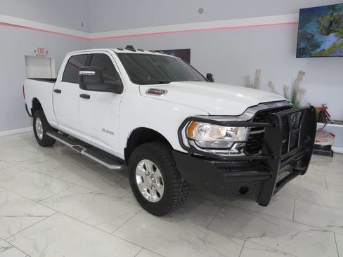 Used 2023 RAM 2500 Big Horn w/ Level 1 Equipment Group AWD/4WD image 1
