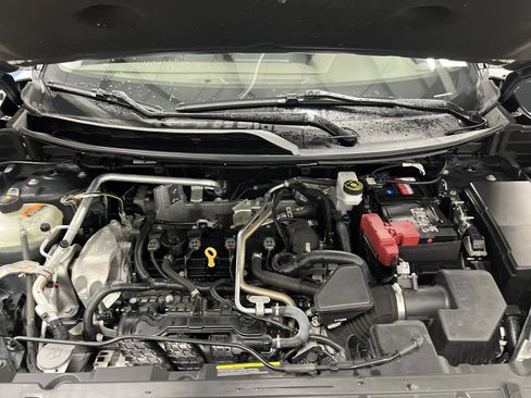 Used 2021 Nissan Rogue S AWD/4WD image 32