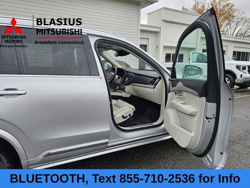 Used 2022 Volvo XC90 T6 Inscription image 12