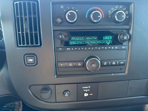 Used 2023 GMC Savana 2500 w/ Driver Convenience Package image 22