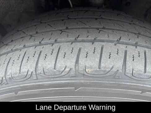 Used 2023 Toyota RAV4 XLE AWD/4WD image 11