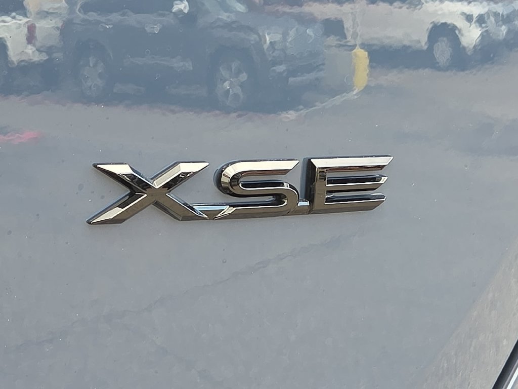 New 2026 Toyota RAV4 XSE AWD/4WD image 12