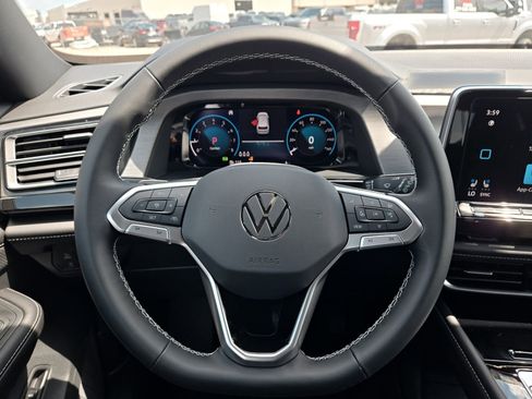 New 2026 Volkswagen Atlas Cross Sport SE FWD image 11