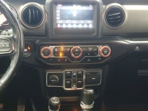 Used 2021 Jeep Wrangler Unlimited Sport image 20