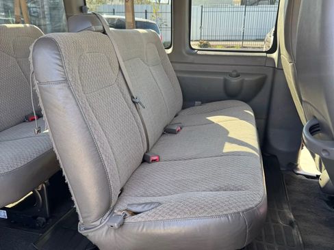 Used 2017 Chevrolet Express 3500 LT w/ LT Preferred Equipment Group image 30