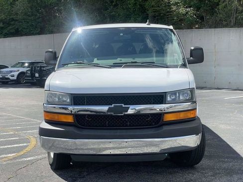 Used 2016 Chevrolet Express 2500 LT w/ LT Preferred Equipment Group RWD image 9