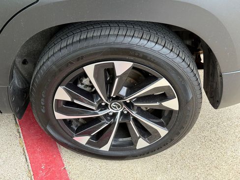 Used 2025 MAZDA CX-50 2.5 Hybrid w/ Premium Plus Pkg AWD/4WD image 33