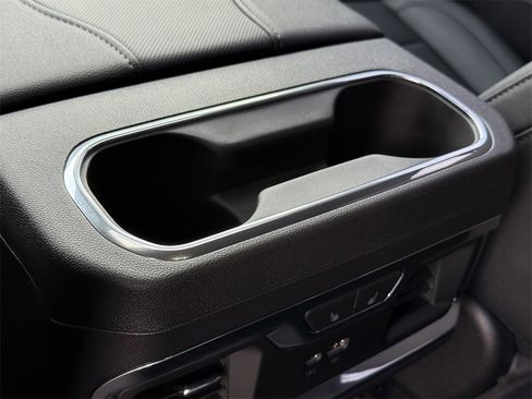 Used 2023 GMC Sierra 1500 SLT w/ SLT Premium Plus Package image 27